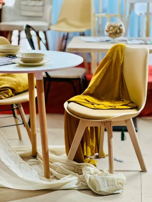 Promo Chaise Tulipe À Ne Pas Rater !!!