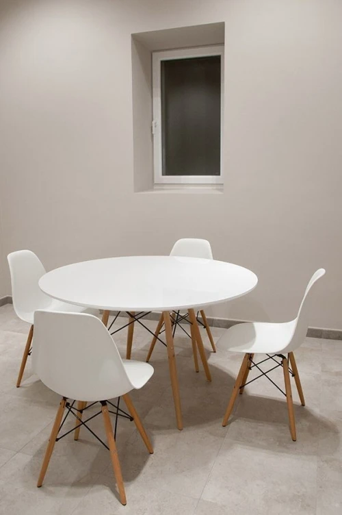 Pack Table et chaises scandinaves