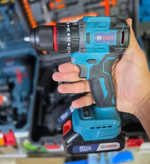 makita Kit visseuse  28v avec accessoires 
