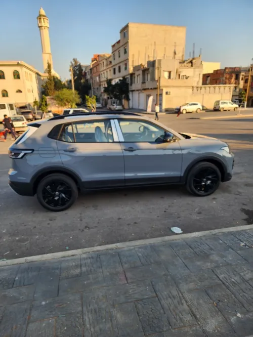 Volkswagen Tharu 2025 Full option édition backblack
