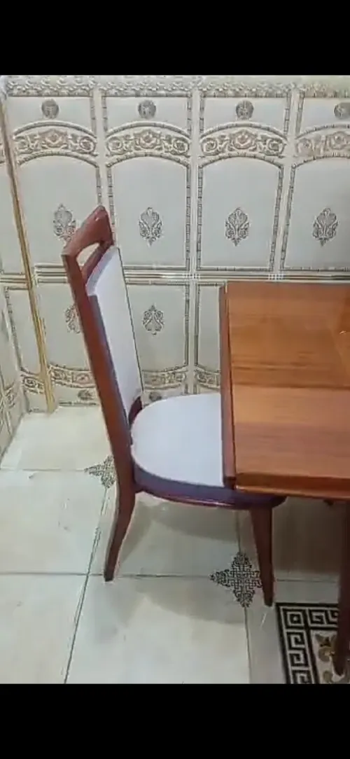 Table à manger (antiquités) 6 places