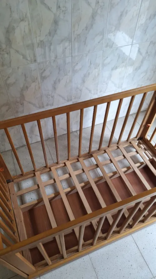 Lit bébé en bois hêtre