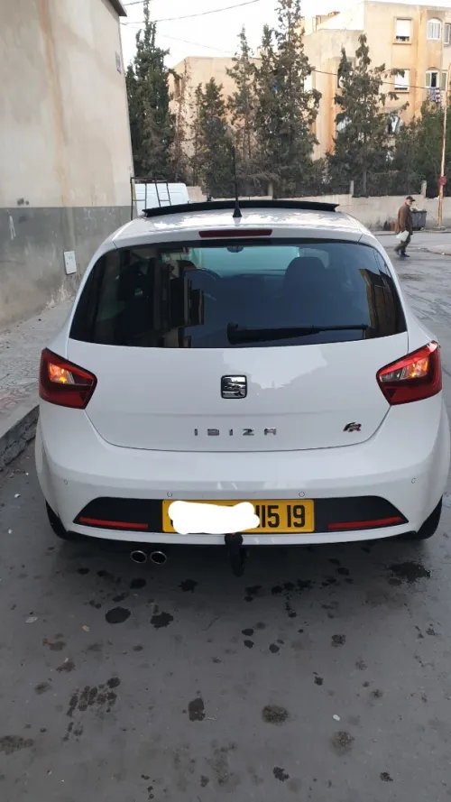 Seat Ibiza 2015 Reference +