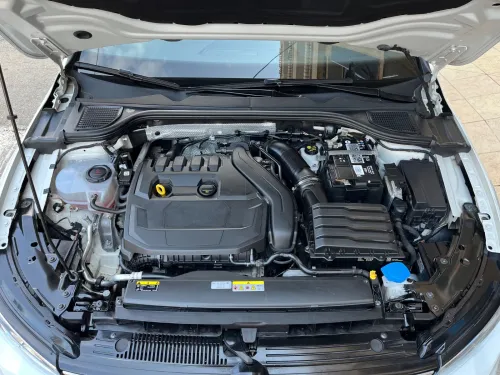 Volkswagen Golf 8 2022 Life Plus