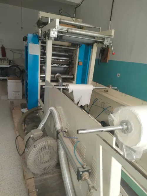 machine pour transformation de papier facial (zig zag)
