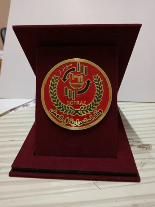 médaille bronze personnalisé et trophée 