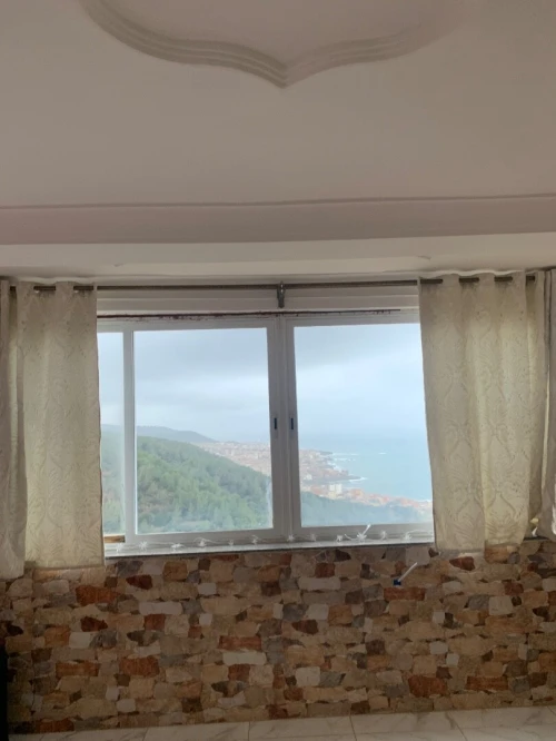 Location vacances Appartement F4 Alger Rais hamidou