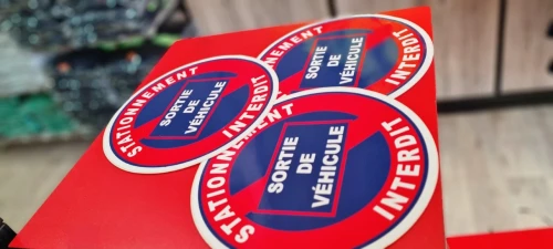 plaques de signalisation 