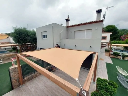 Pergola avec toile 