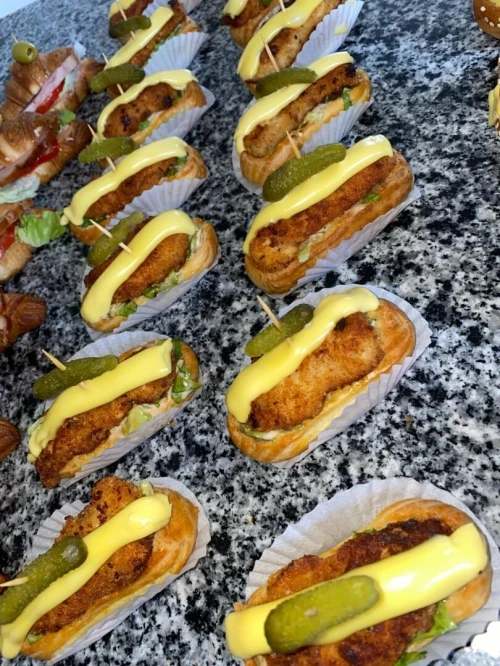 Macarons et cheese sandwitch 