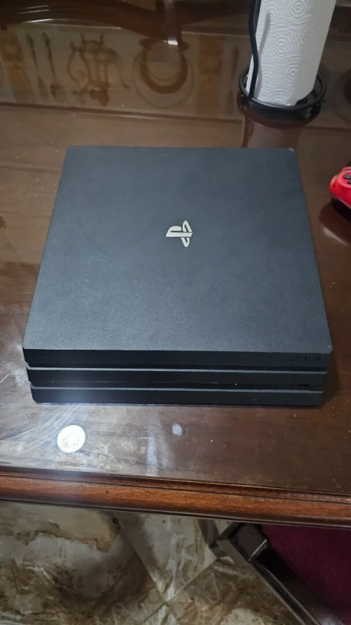 PS 4 PRO
