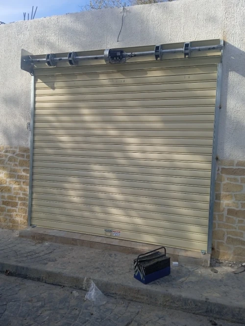 Vente et installation rideaux automatique 