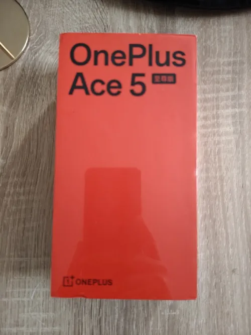 One plus Ace 5 ultra