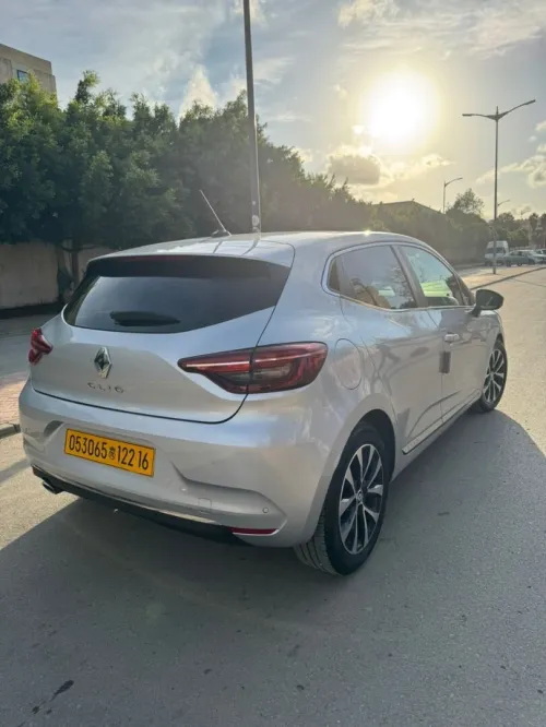 Renault clio 5 2022 intense