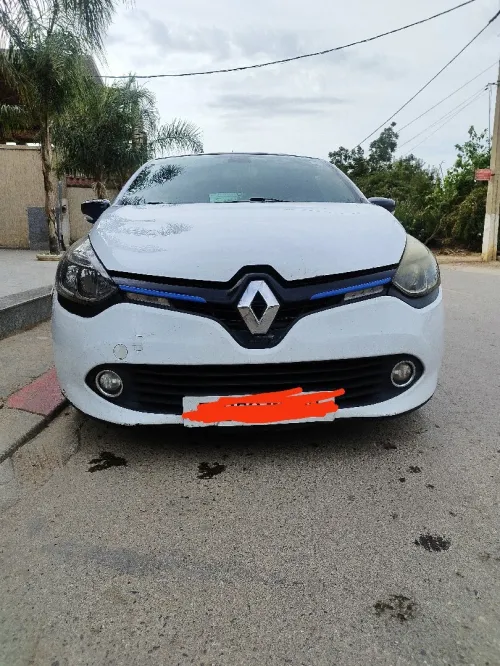 Renault Clio 4 2013 Limited 2