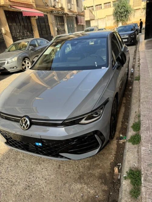 Volkswagen Golf 8 2025 R-Line