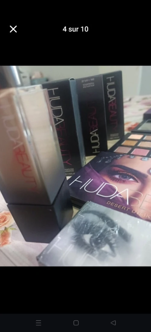 Lot pallette et fond de teint marque Huda beauty original