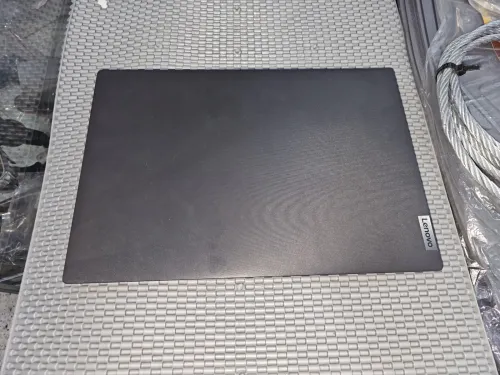 Lenovo ideapad 3