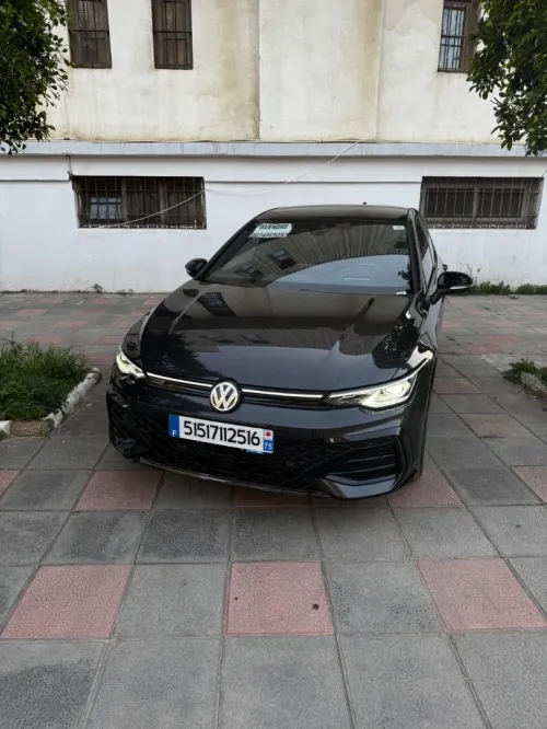 Volkswagen Golf 8 2025 R Black Edition 
