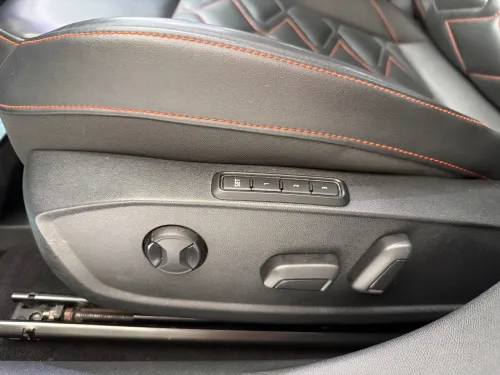 Seat LEON 2024 FR BEATS