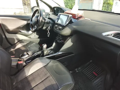Peugeot 2008 2015 Erg
