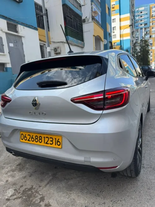 Renault Clio 5  2023 Equilibre