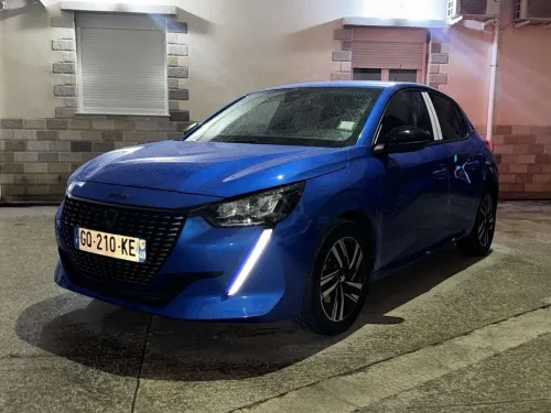 Peugeot 208 2023 Allure Pack