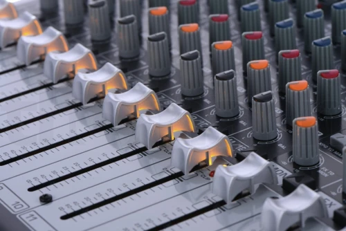 Table de mixage Behringer - XENYX QX1222USB
