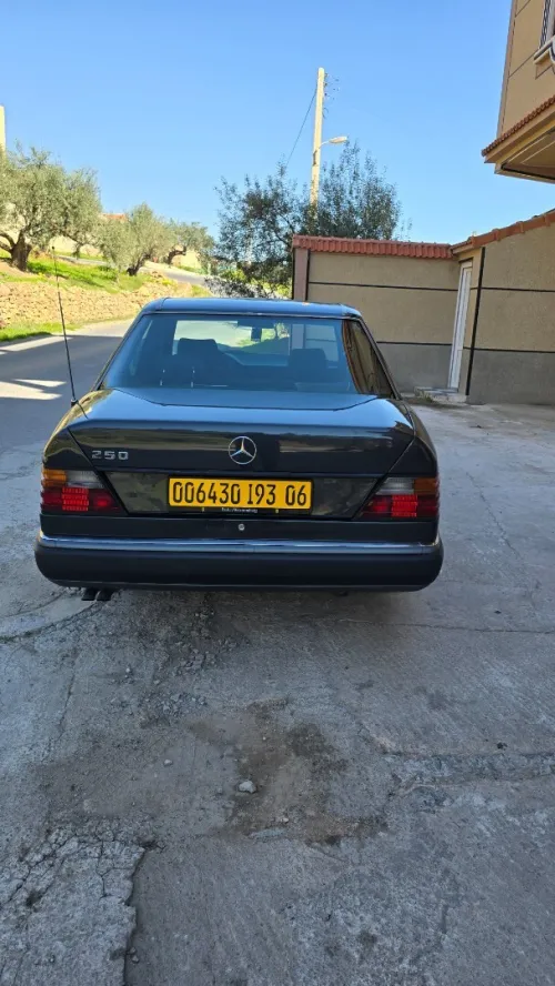 Mercedes Classe E 1993 250