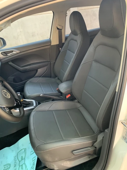 Volkswagen T-Cross 2025 Luxury beats sono