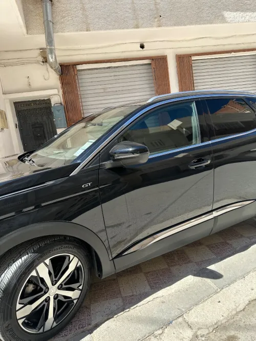 Peugeot 3008 2022 
