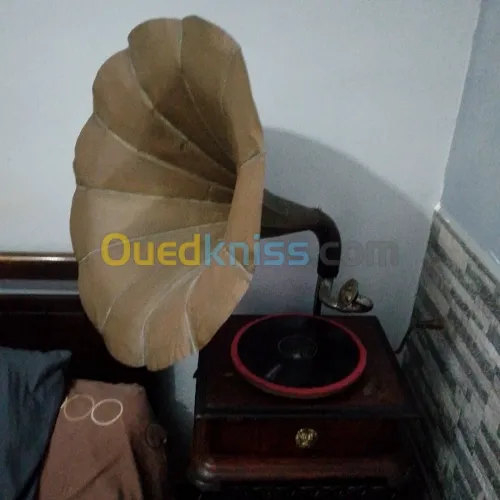 Gramophone