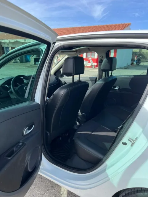 Renault Clio 3 2012 Night and Day