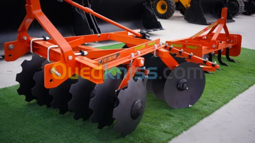 MATEIREL AGRICOLE TAFE 6022