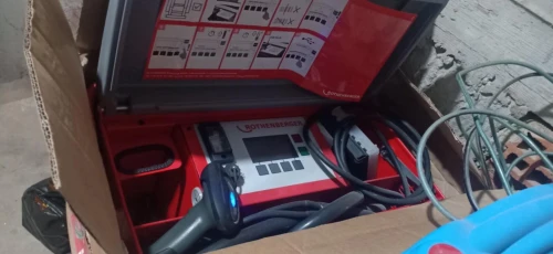 Machine a souder electrofusion et bout a bout 