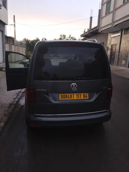 Volkswagen Caddy 2017 Highline