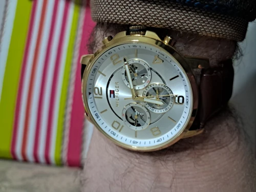 Montre TOMMY HILFIGER