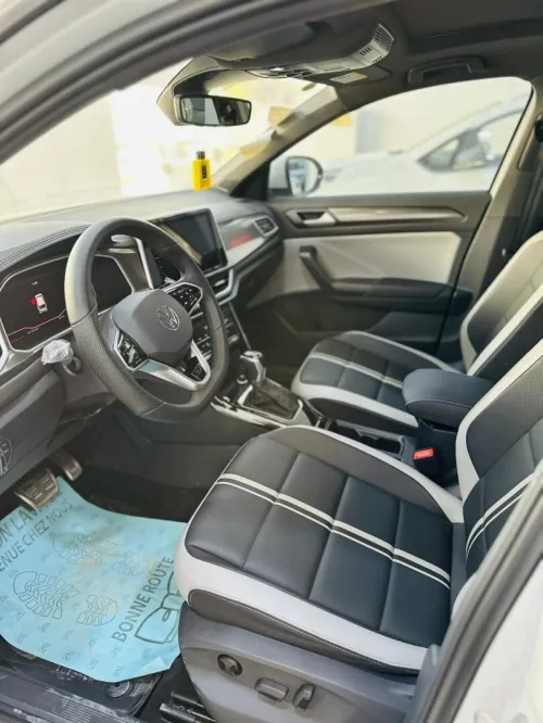 Volkswagen T-Roc 2024 R-Line 