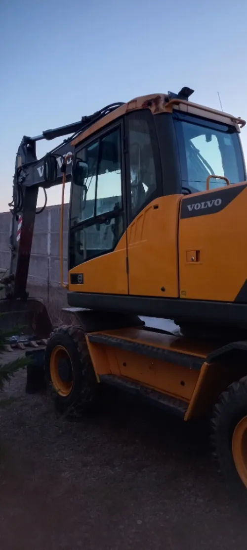 Volvo Ew205d 2015