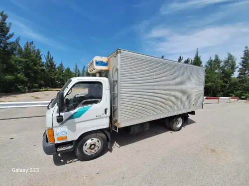 Hyundai Hd 72 frigo 2001