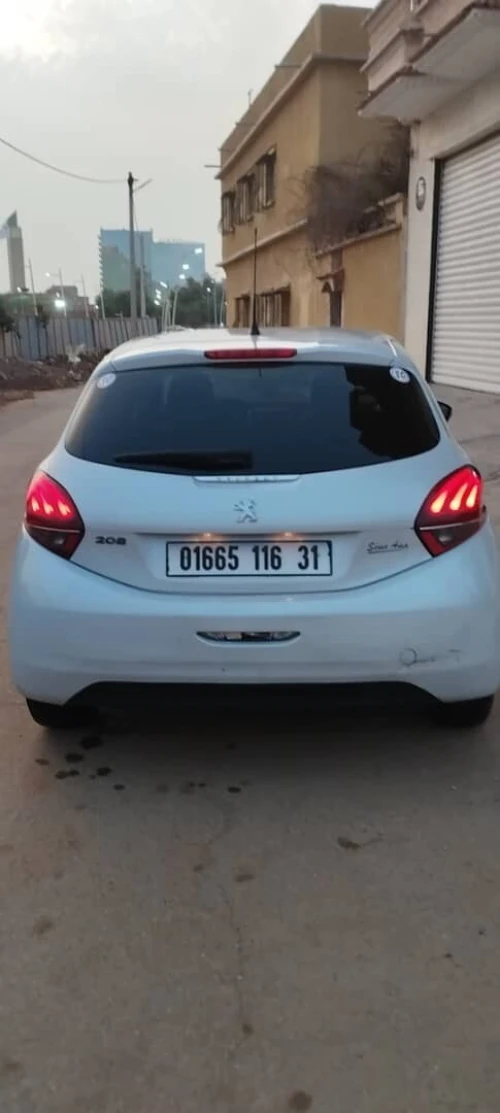 Peugeot 208 2016 Allure