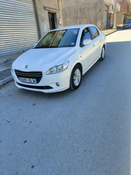 Peugeot 301 2015 Allure