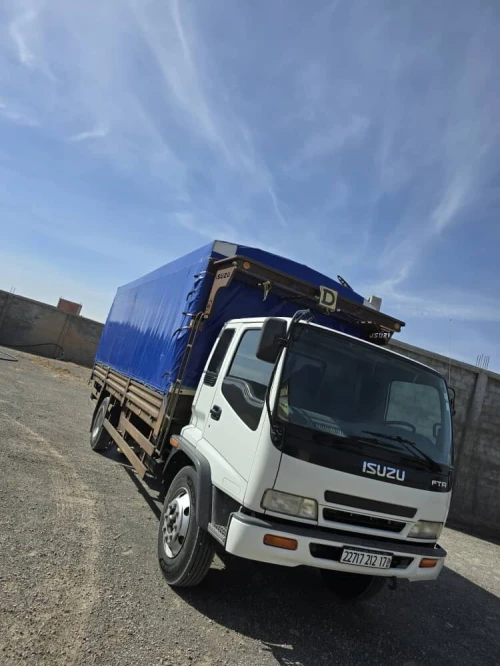 Isuzu ftr 2012