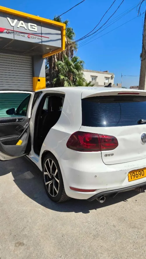 Volkswagen Golf 6 2012 GTD