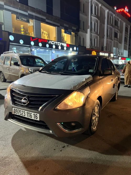 Nissan Sunny 2016 Acenta