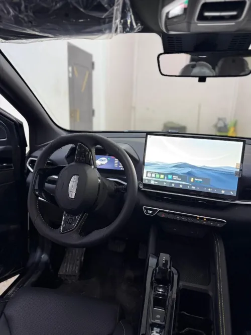 Geely Coolray 2025 La tout