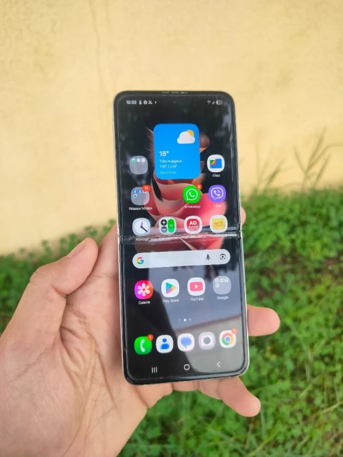 Samsung Galaxy Z Flip 3 5G