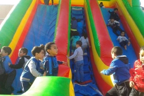 Location toboggan trampoline joux d'enfant