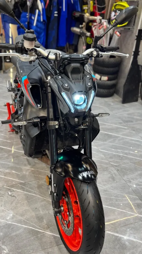 YAMAHA mt09 2023