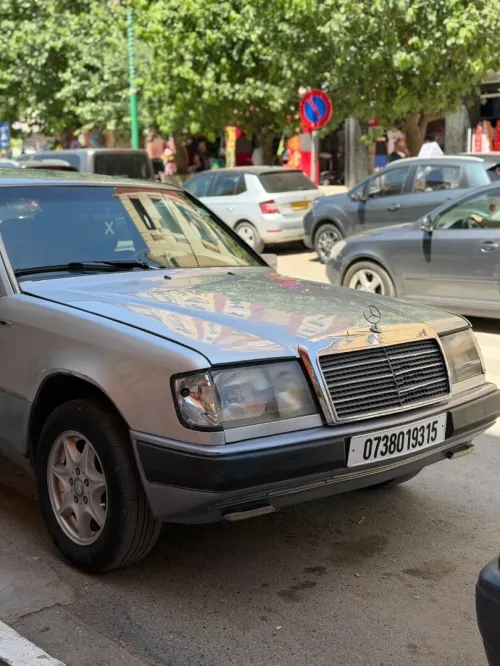Mercedes C250 1993 Toute option